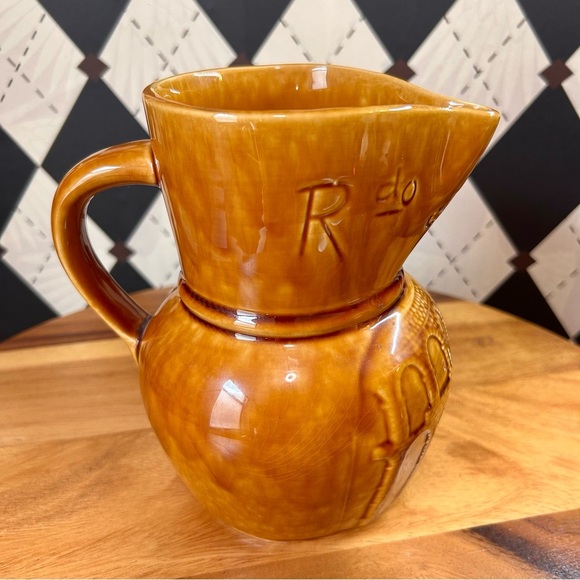 Gil Vargas Jug/ Vase Vintage but Like New - Picture 5 of 7